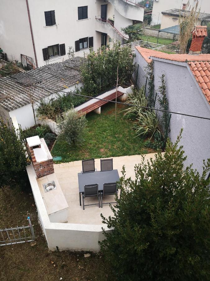 Apartmani Nena i Ilka Pula Bagian luar foto